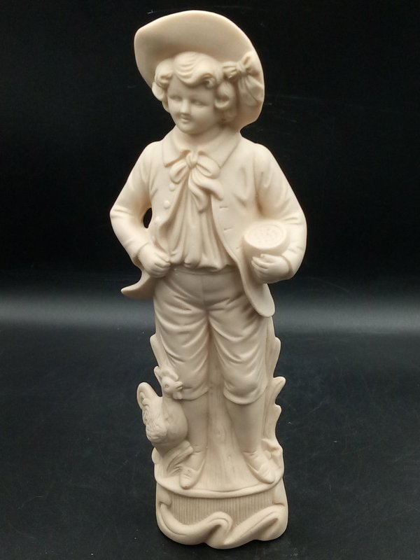 Porzellan Figurine - Junge mit Fässchen und Huhn